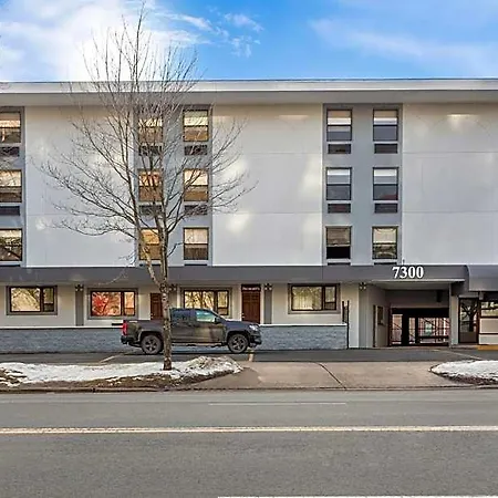 Super 8 By Wyndham Il 2*