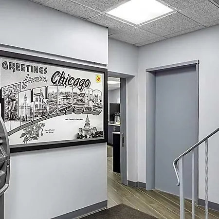 Super 8 By Wyndham Il Hotel 2*