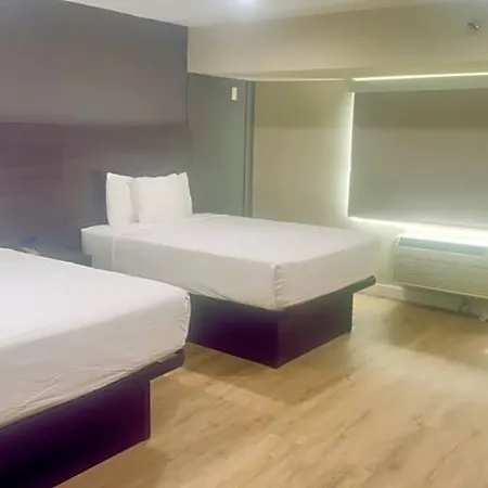 Shore Hotel