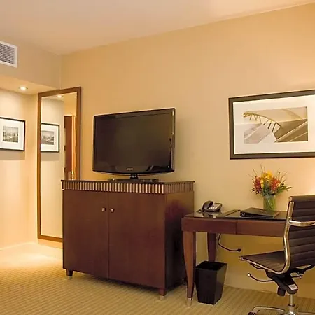 Millennium Knickerbocker Hotel 4*