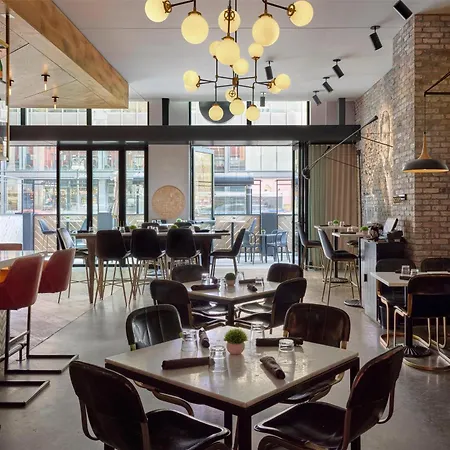 Hotel Arlo Chicago