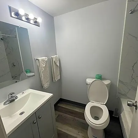 6 Chicago, Il - Halsted Hotel 2*