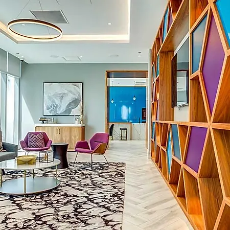 Hotel Sentral Michigan Avenue 3*