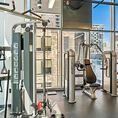 Sentral Michigan Avenue 3*