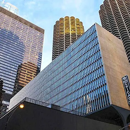 Hotel Chicago, Autograph Collection Chicago