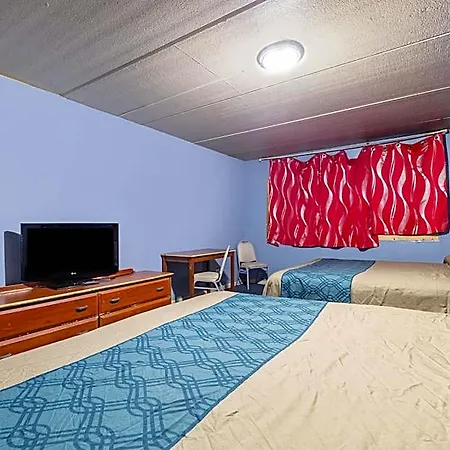 Motel By Oyo I-90 2*