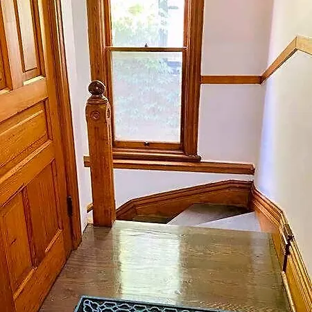 Lincoln Park 3 Bedroom Penthouse Chicago