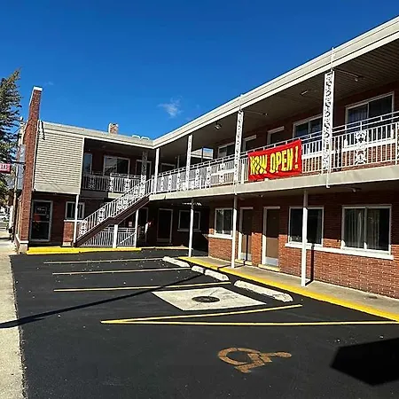 Apache Hotel