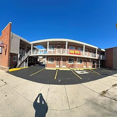 Apache Hotel *