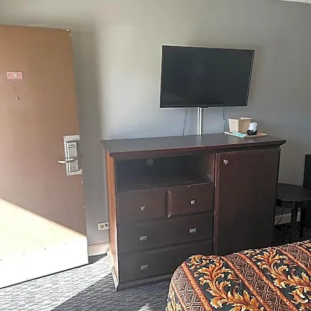 Apache Hotel