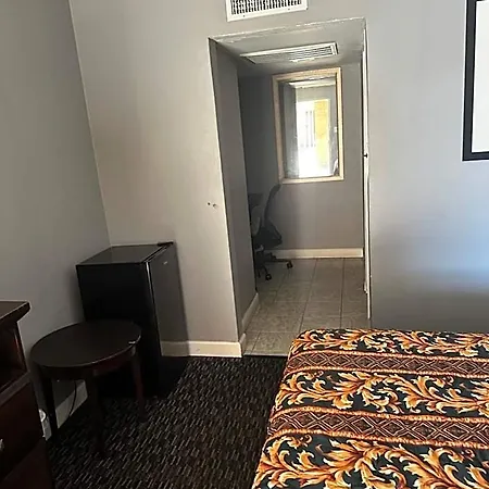 Hotel Apache
