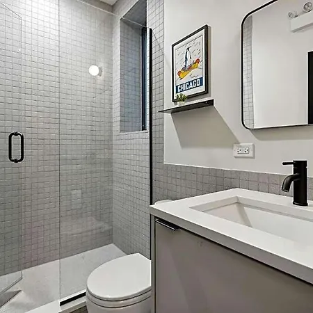 Hotel Logan Square Sro
