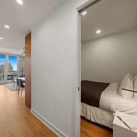 Hotel Level River North 4*