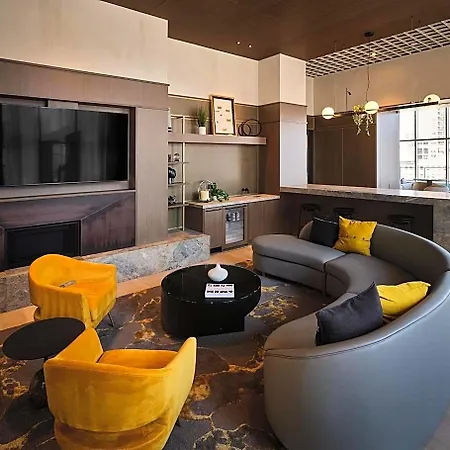 Level River North Hotel 4*