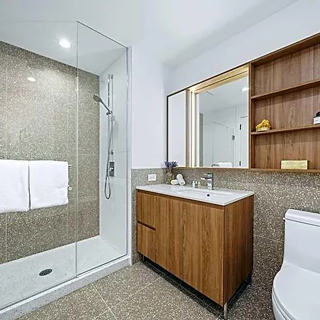 Level River North Hotel 4*
