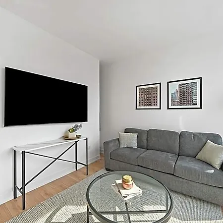 Level River North 4*