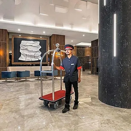 Riu Plaza Hotel