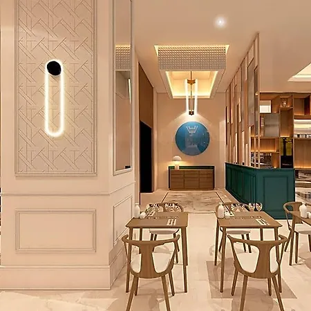 Riu Plaza Hotel 4*
