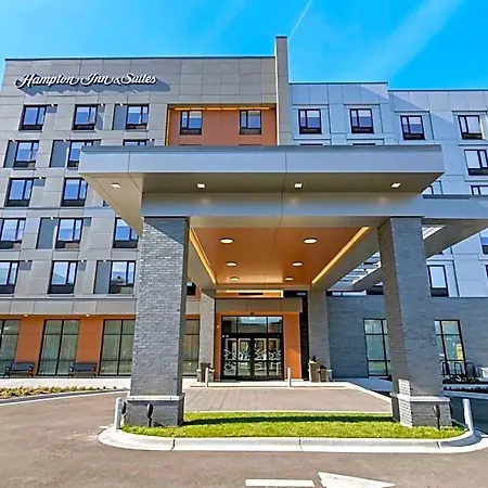 Hampton & Medical District Uic Chicago