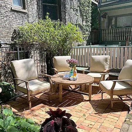 The Toscana Bed & Breakfast Chicago