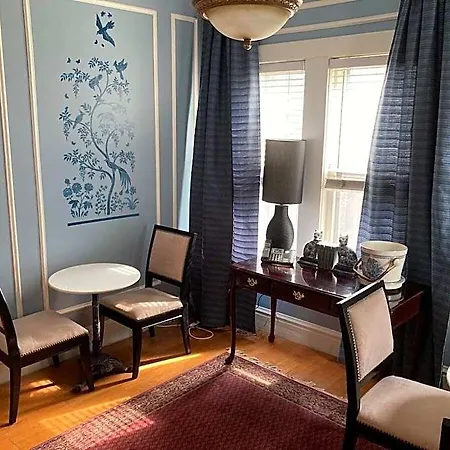 The Toscana Bed & Breakfast Chicago