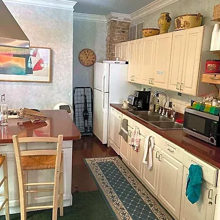 The Toscana Bed & Breakfast 2*