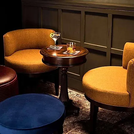 The Study At The Of 4* Chicago