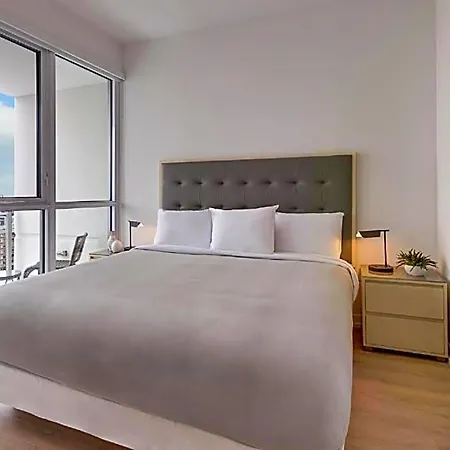 Hotel Level - River North Chicago
