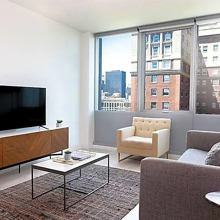 Sentral Michigan Avenue Hotel 3*