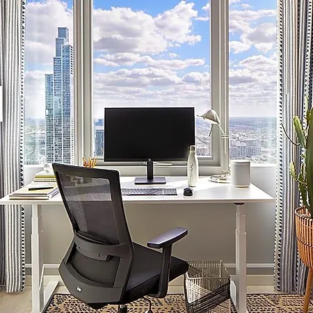 Sentral Michigan Avenue Hotel