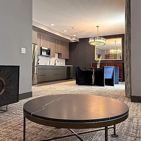 Springhill By Marriott Chinatown Hotel 3*
