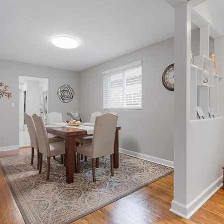 Apartment Charm *