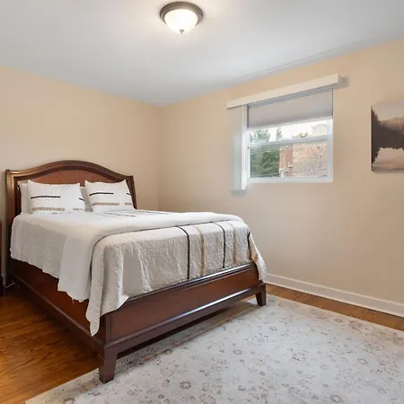 Apartment Charm *