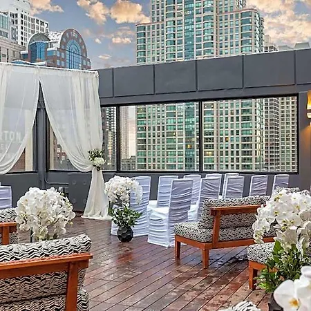 Hotel The Collection Magnificent Mile Chicago