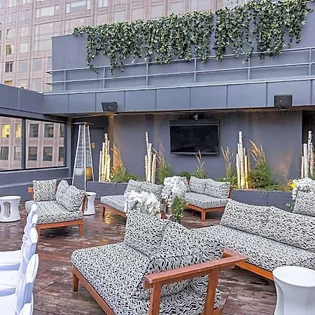 The Collection Magnificent Mile Hotel
