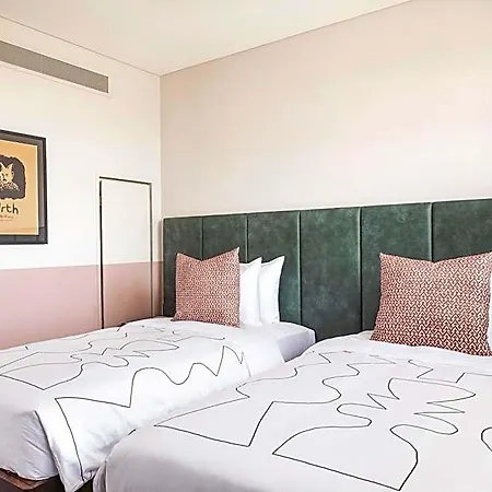 The Hoxton, Hotel