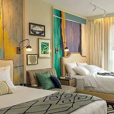 Sophy Hyde Park 4*