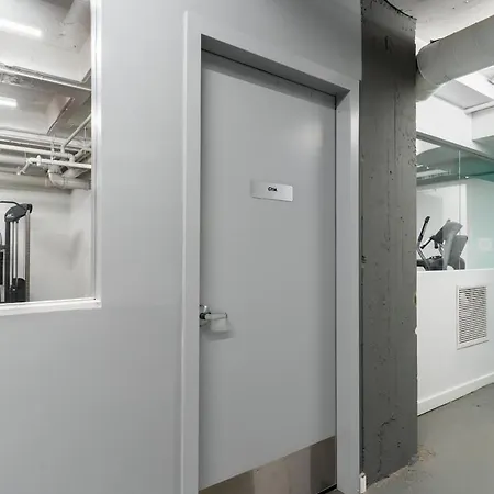 Elegant Style Loft Montrose Rooftop Wfh Gym