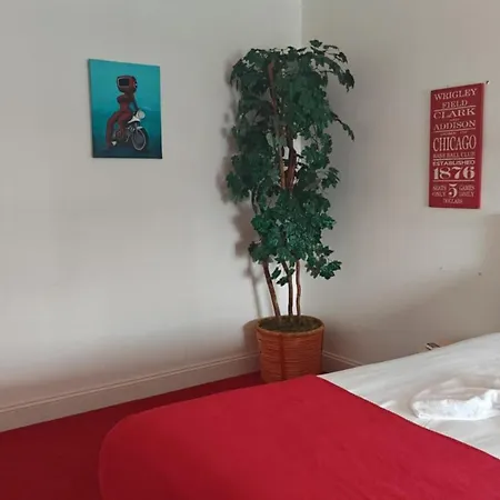 Grand House 424 Hostel *