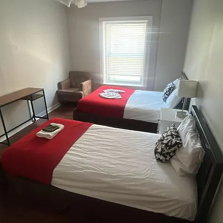 Grand House 424 Hostel