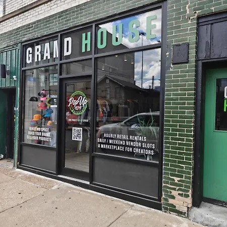 Grand House 424