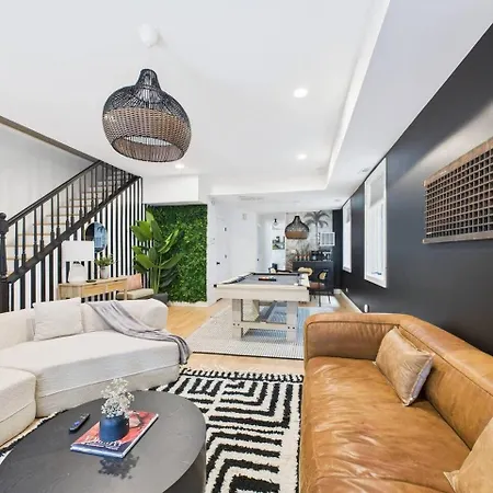 Luxe Retreat Game Room, Deck Fire Pit Apartment Chicago