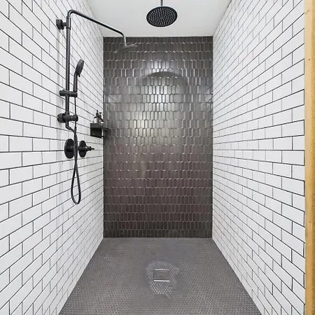 Luxe Retreat Game Room, Deck Fire Pit Apartment Chicago