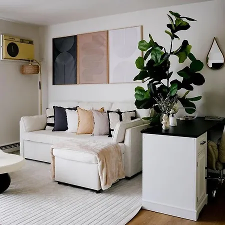 Modern 1br W/ Workspace Near O'hare Apartment *