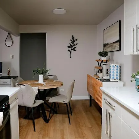 Apartment Modern 1br W/ Workspace Near O'hare Chicago