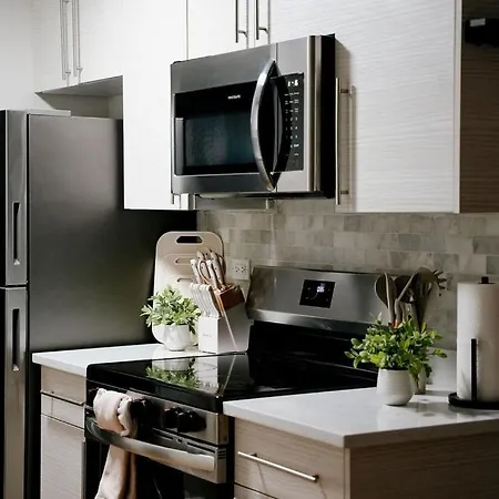 Apartment Modern 1br W/ Workspace Near O'hare Chicago