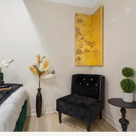 Modern 3br Near United Center