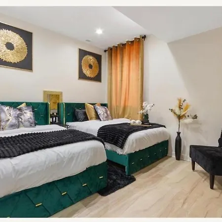 Modern 3br Near United Center Apartment Chicago
