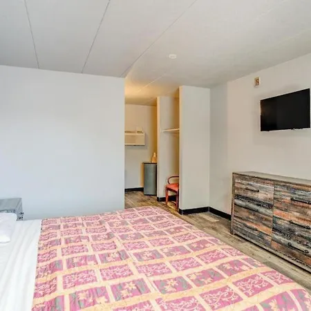 Hotel O Miami & Midway Airport 2*