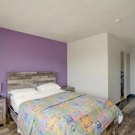 Hotel O Miami & Midway Airport Chicago